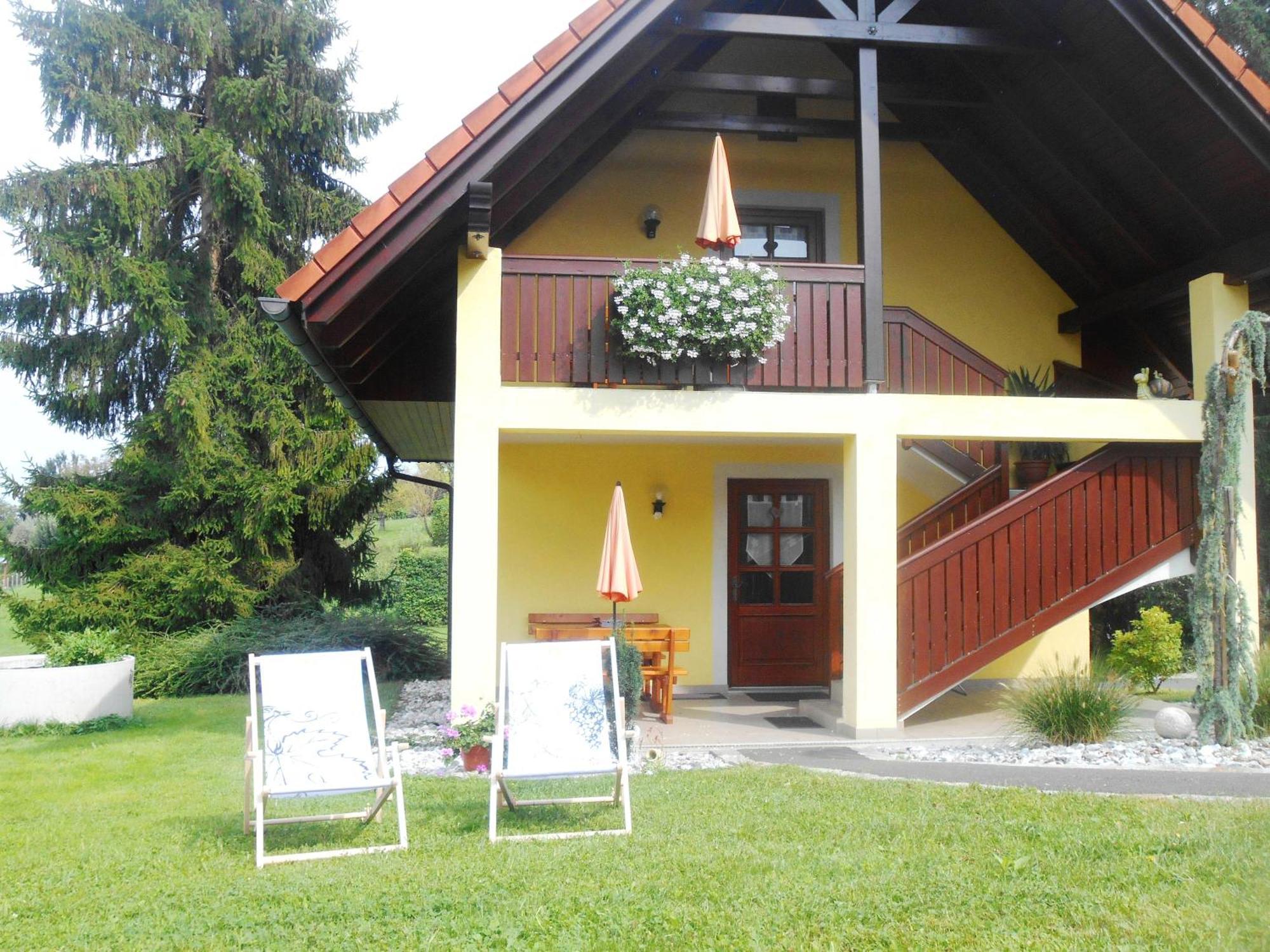 Ferienwohnungen Karin Am Seggauberg Leibnitz Kamer foto