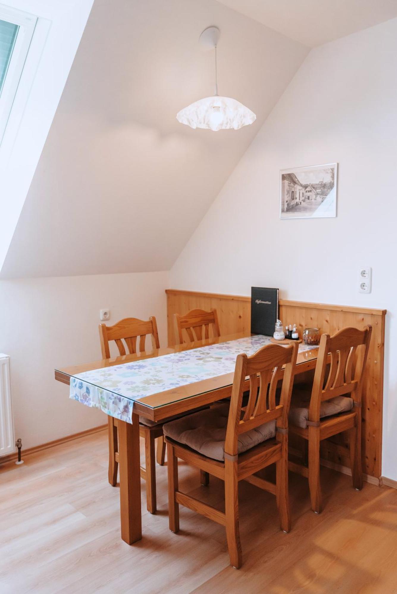 Ferienwohnungen Karin Am Seggauberg Leibnitz Buitenkant foto