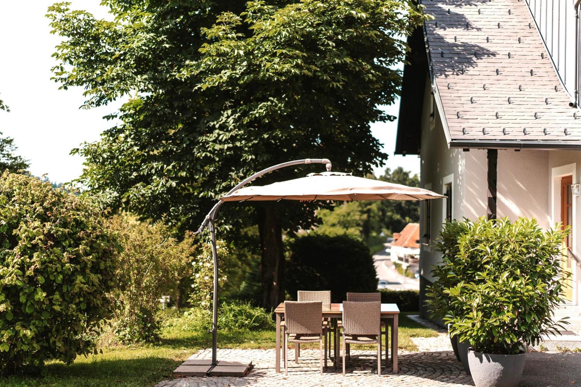 Ferienwohnungen Karin Am Seggauberg Leibnitz Buitenkant foto